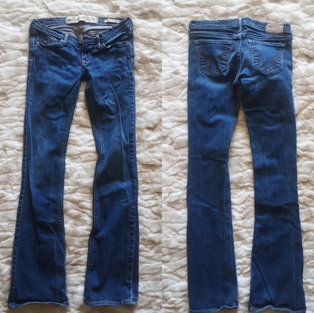 Hollister "Cali Flare" Jeans - Size 0R
